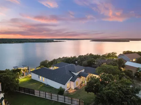582 Oak Point Dr, May, TX 76857