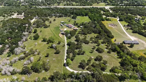120 Deer Haven Ln, Gatesville, TX 76528