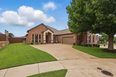 2801 Spring Oaks Dr, Highland Village, TX 75077