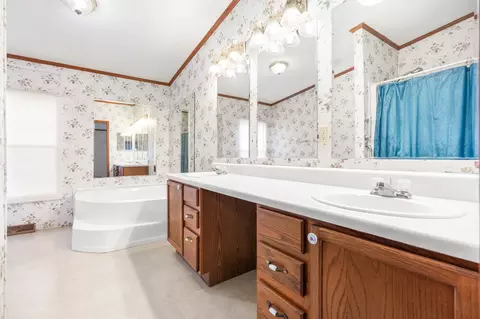 257 Amanda Acres Dr, Lorena, TX 76655 photo 9