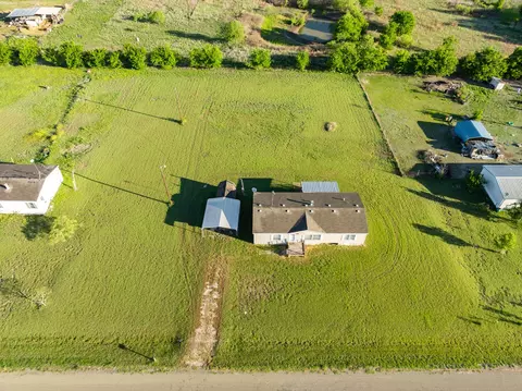 257 Amanda Acres Dr, Lorena, TX 76655 photo 3