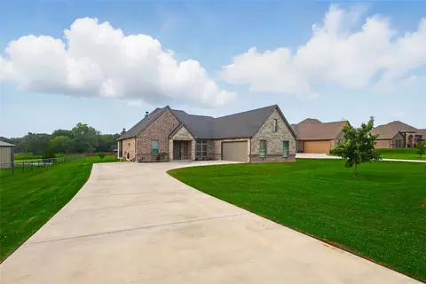 115 Lavender Ln, Springtown, TX 76082