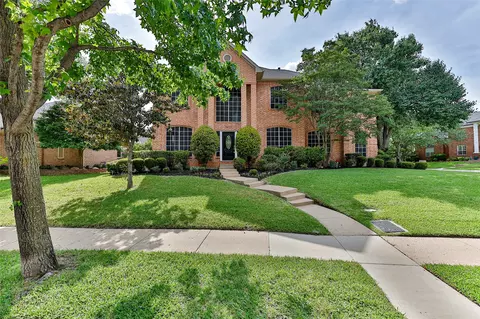 7627 Sweetgum Dr, Irving, TX 75063