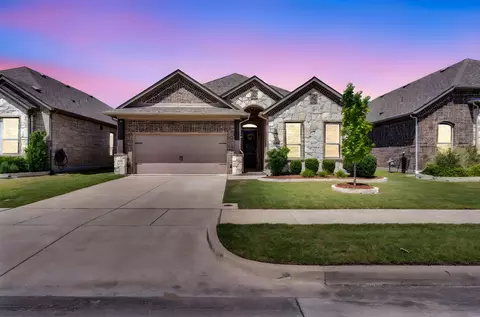 6825 Danridge Rd, Rowlett, TX 75089