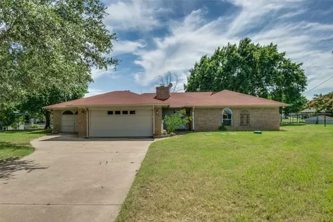 501 Panama Ct, Granbury, TX 76048