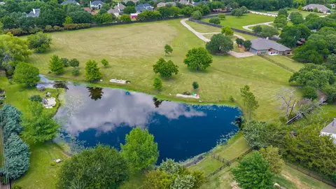 941 Mccampbell Rd, Mansfield, TX 76063