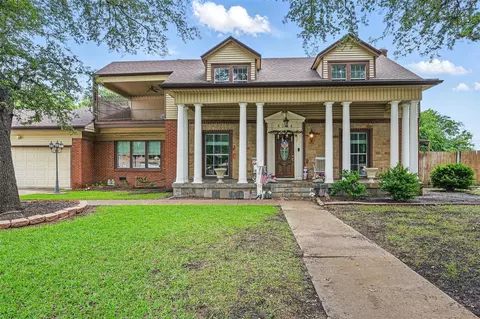 4324 Cummings Dr, North Richland Hills, TX 76180