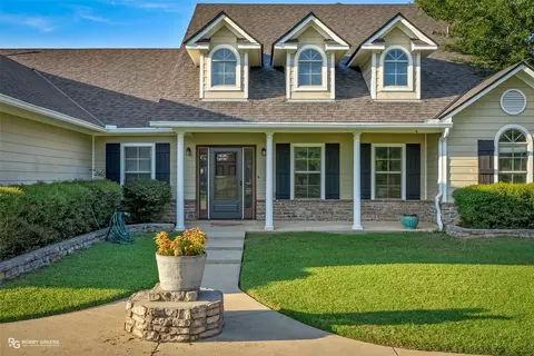 561 Linton Rd, Benton, LA 71006