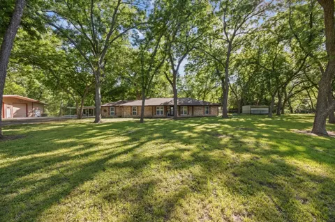 3280 Shady Grove Rd, Midlothian, TX 76065