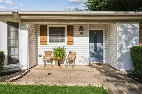 Exterior - 325 Apache Trl, Keller, TX 76248 photo 3 of 6
