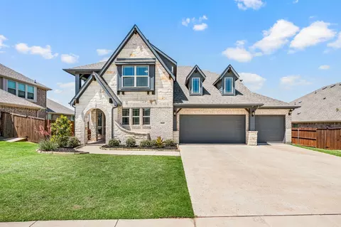923 Timber Ridge Dr, Justin, TX 76247