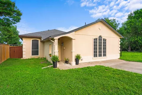 157 Lakeside Dr, Rockwall, TX 75032