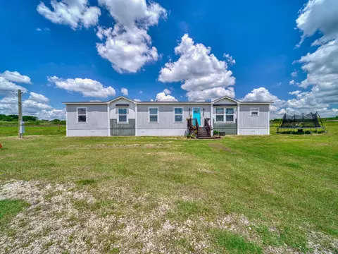 1051 Fm 934, Blum, TX 76627