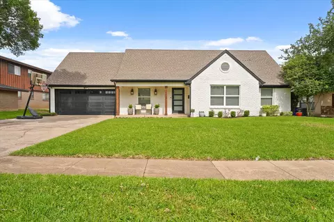 12212 Ridgefair Pl, Farmers Branch, TX 75234
