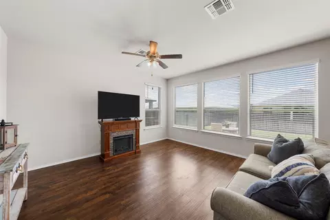 11108 Buzzard Gulch Dr, Waco, TX 76708 photo 3