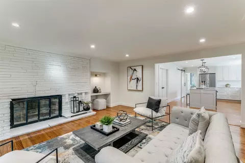 6663 Yosemite Ln, Dallas, TX 75214