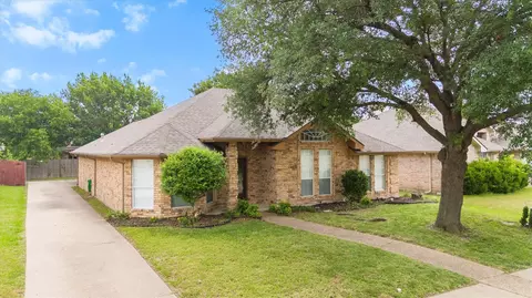 208 N Rustic Trl, Wylie, TX 75098