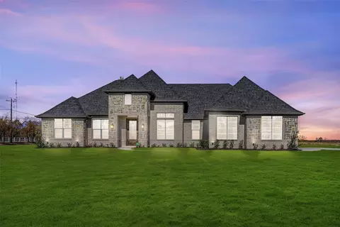 117 Cooper Ln, Van Alstyne, TX 75495
