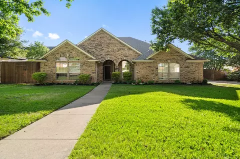 1809 Eden Trl, Euless, TX 76039