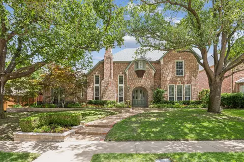 4024 Oakmeadow Dr, Plano, TX 75093