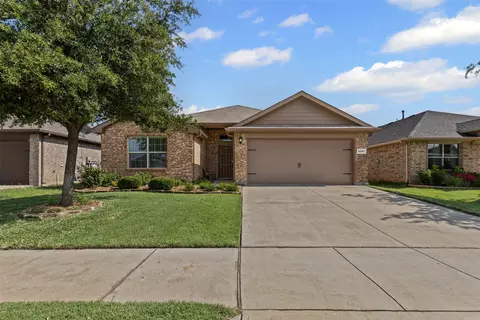 6345 Skipper Ln, Fort Worth, TX 76179