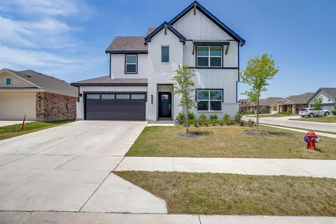 600 Trinity Park Trl, Alvarado, TX 76009