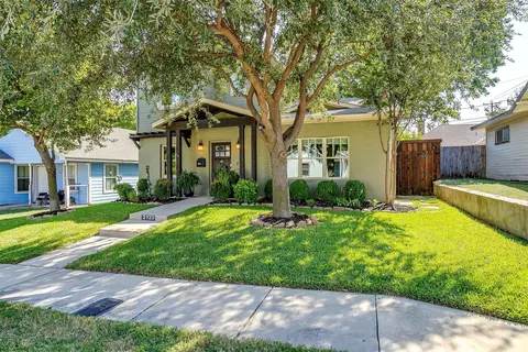 2123 Harrison Ave, Fort Worth, TX 76110