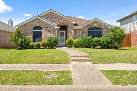 1419 Vanderbilt Ln, Mesquite, TX 75181