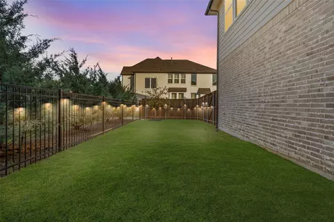 Exterior - 3536 E Cheney Ave, Celina, TX 75009 photo 2 of 4