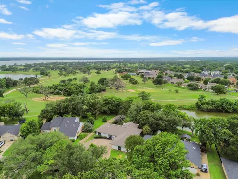 View/Area - 5305 Links Dr, Waco, TX 76708 photo 1 of 4