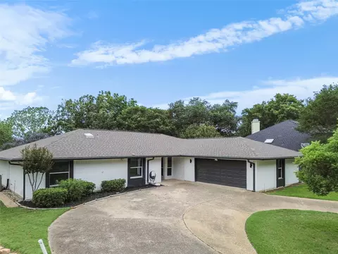 Exterior - 5305 Links Dr, Waco, TX 76708 photo 2 of 3