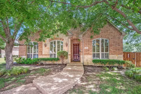 433 Sir Torin Ln, Lewisville, TX 75056