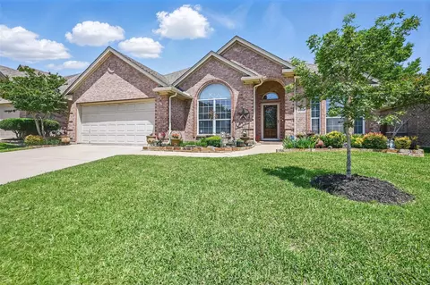 2813 Calico Rock Dr, Fort Worth, TX 76131