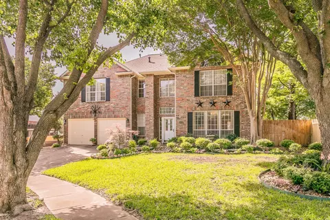 5212 Black Hills Ct, Fort Worth, TX 76137