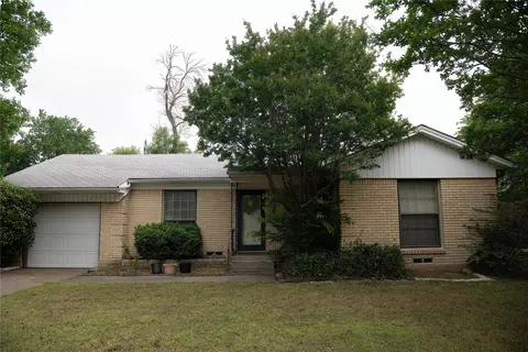 1219 Daisy Ln, Irving, TX 75061