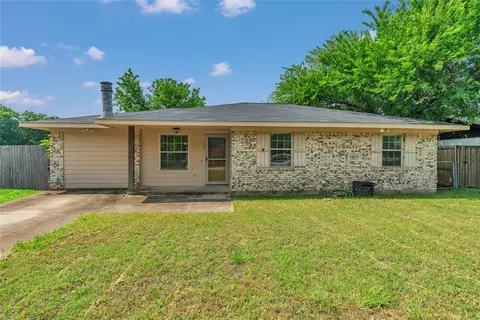 119 Sperry Ln, Red Oak, TX 75154