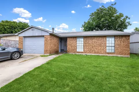 913 Valley View Dr, Allen, TX 75002