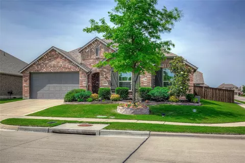 1701 Frankford Dr, Forney, TX 75126