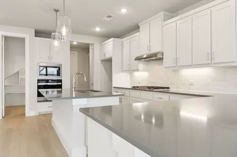 8289 Emsworth Dr, Dallas, TX 75231
