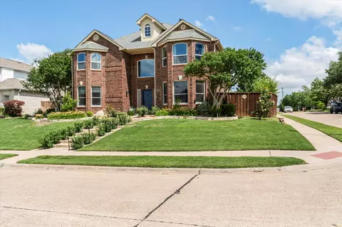2300 Bristol Dr, Carrollton, TX 75006