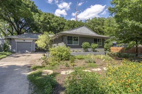800 Nottingham Dr, Richardson, TX 75080