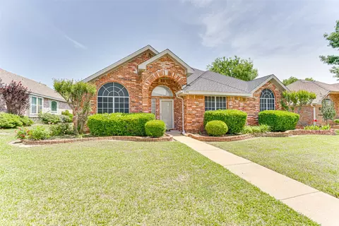 5504 Lee Hutson Ln, Sachse, TX 75048