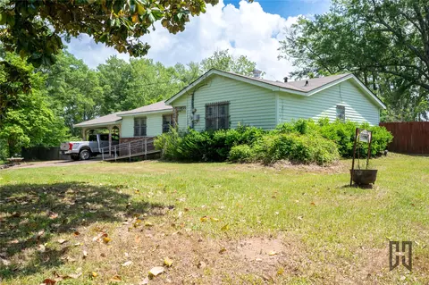 Exterior - 440 Pine St, Minden, LA 71055 photo 1 of 6
