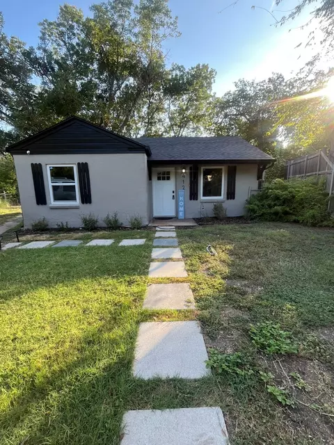 412 Sands Ct, White Settlement, TX 76108