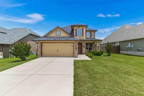 10805 Aurora Dr, Waco, TX 76708