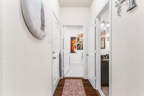 Entry Way - 10805 Aurora Dr, Waco, TX 76708 photo 5 of 6