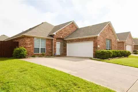 708 Flora Vista Ct, Arlington, TX 76002