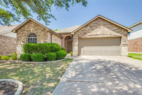 4405 Grassy Glen Dr, Fort Worth, TX 76244