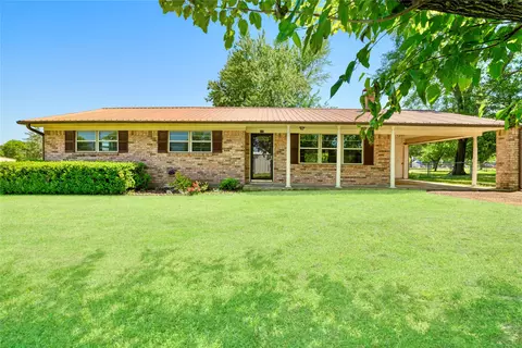 125 Harrison, Detroit, TX 75436