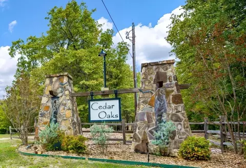2112 Red Cedar Trl, Greenville, TX 75402